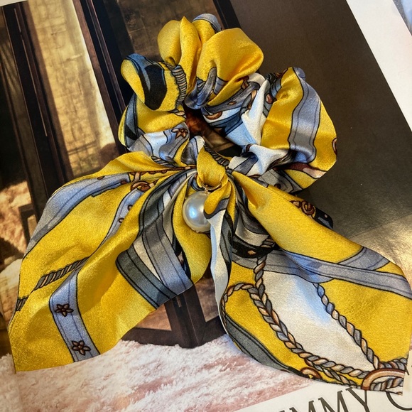 Silk Yellow Hair Ties Bowknot - Picture 2 of 4